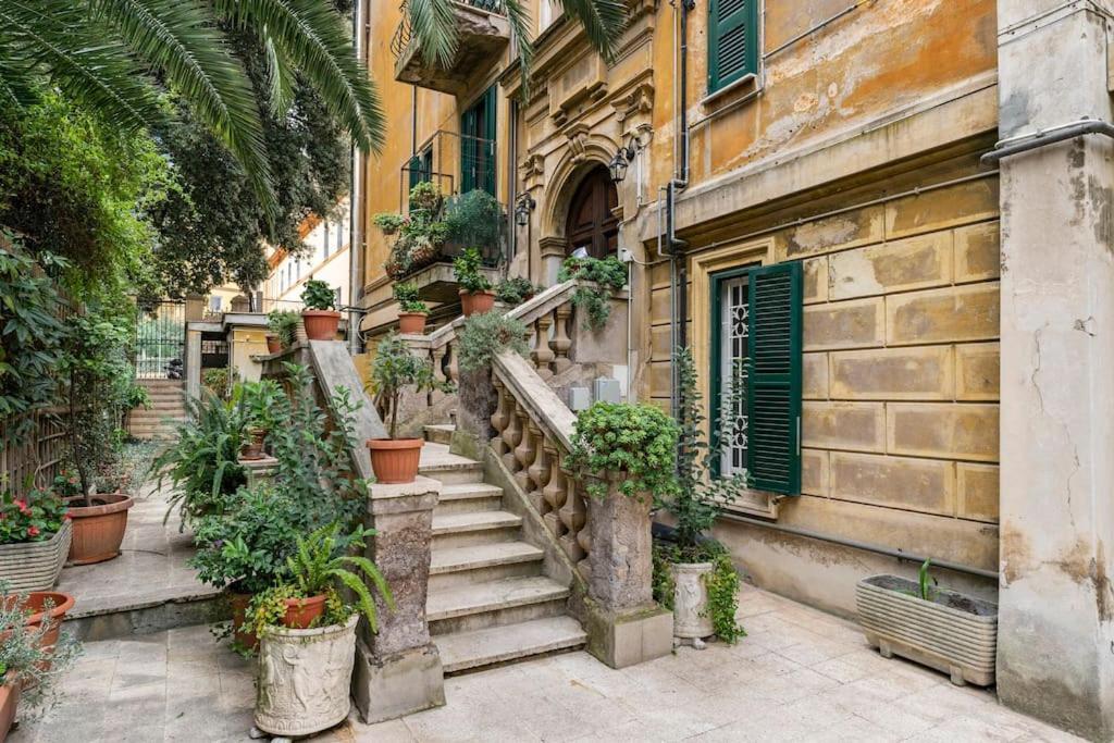Walking To Trastevere Di Marialaura Aragno Roma Exterior foto